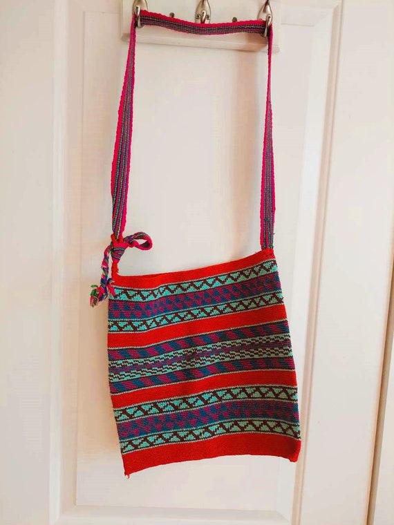 Hand woven Cotton Handbag, Peru - image 4