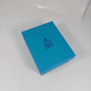 Petite boîte en carton bleue Birks antique ONE