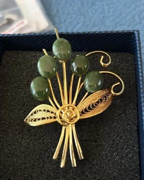 Vintage Natural BC Jade Stone Gold Leaf Brooch - Etsy