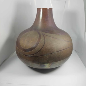 Vase en céramique raku par l&#39;artiste canadien John Charnetski, 25 pouces
