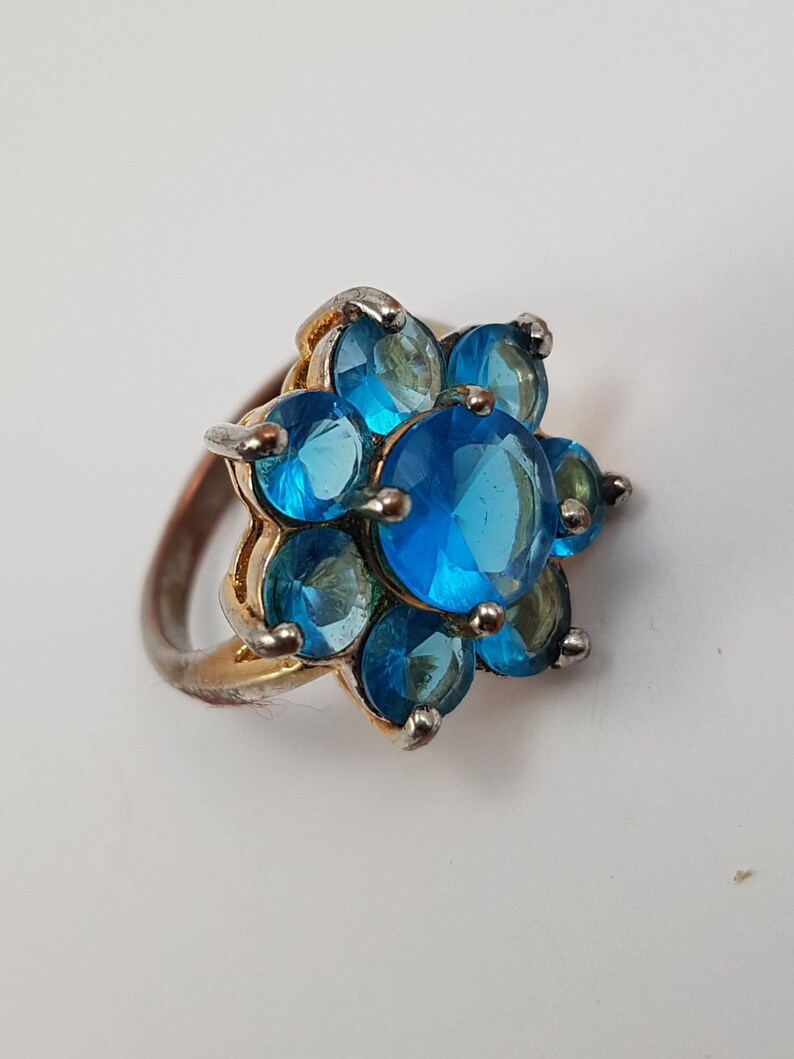 Size 6 Vintage Blue Faceted Glass and Rhinestone Cocktail Ring