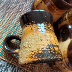 ONE Vintage Laurentian Pottery Artisan Mug/ Lava Glaze/ Made in Canada/1970's MCM
