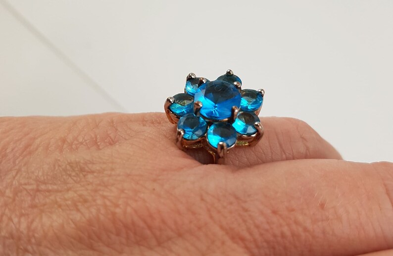 Size 6 Vintage Blue Faceted Glass and Rhinestone Cocktail Ring