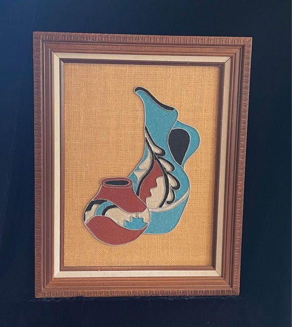 19.75 Inches Vintage Sand-Art Southwest Pottery picture with solid wooden frame, Burlap background with 3-D with Zipper edgings