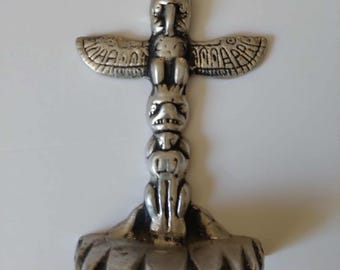 Aluminiowy zabytkowy kanadyjski totem