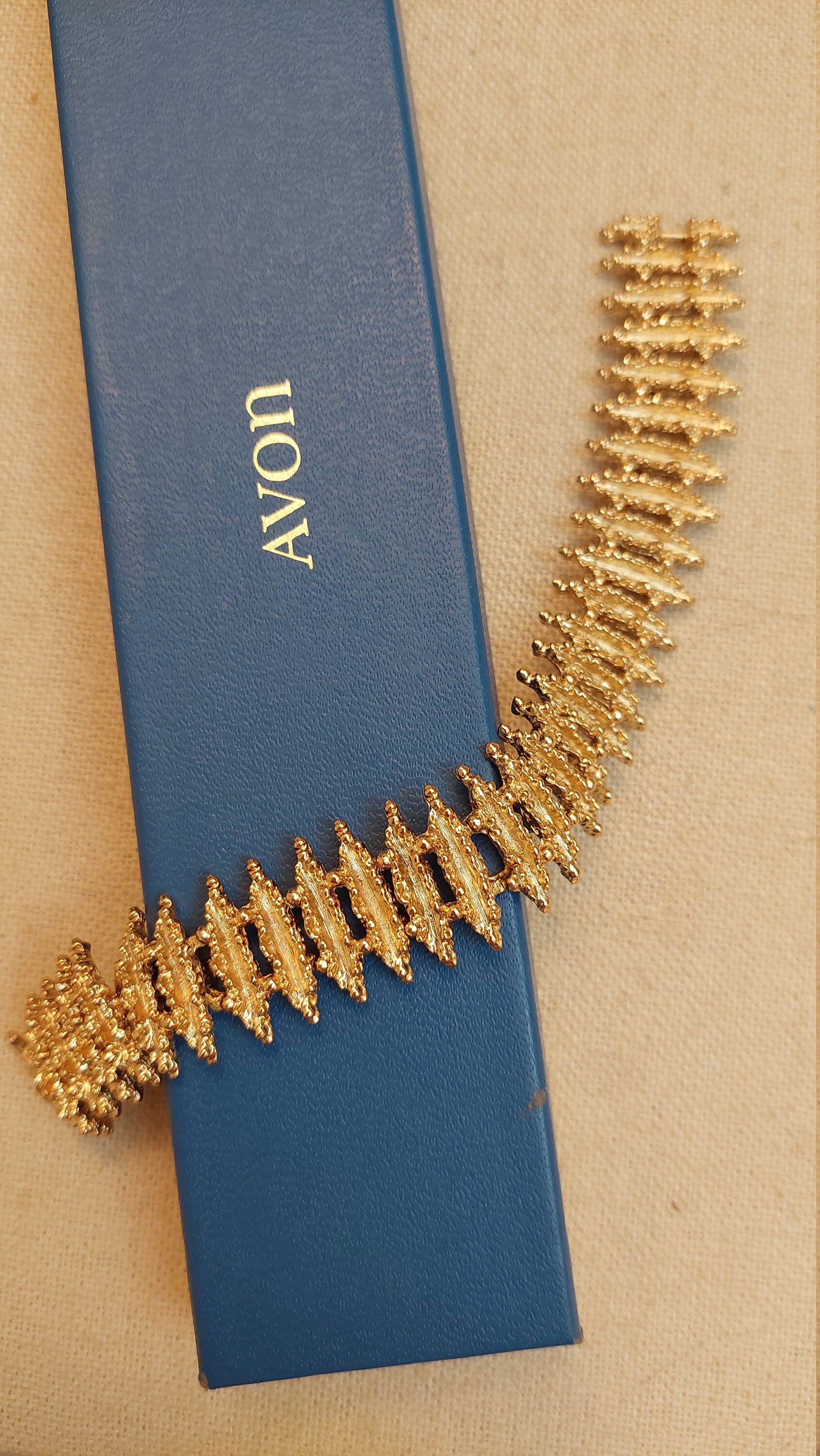 Avon gold deals bracelet