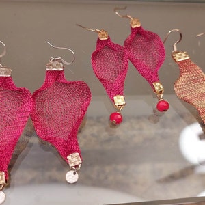 ONE Pair of Titanium Mesh Short Earrings