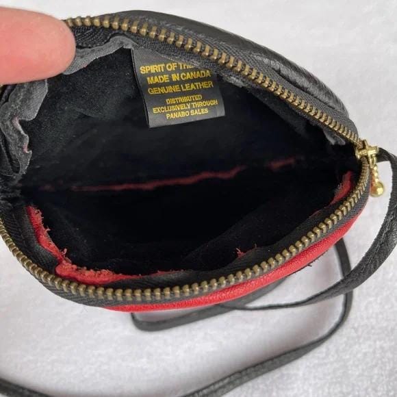 EAGLE Black and Red Leather Native Purse, Spirit of the Wild  display picture 3