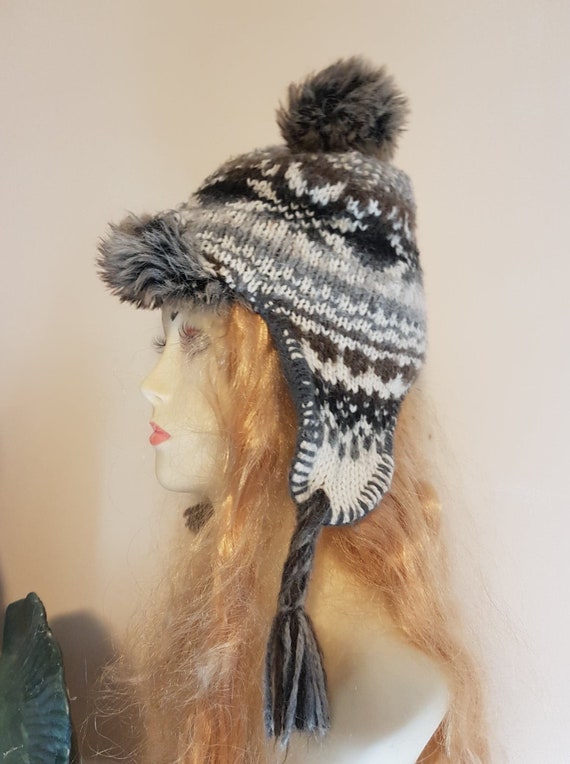 Vintage Icelandic Handmade Small Ladies Balaclava