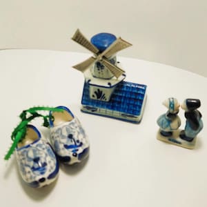 COLLECTION of Three Holland Dutch Windmill , Blue and White Holland, Dutch Decor