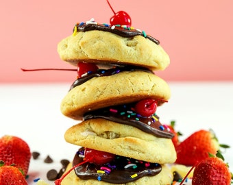 Giant Banana Split Cookie Recipe/Jumbo Cookies/Best Cookies/Ice Cream Cookies/Stuffed Cookies