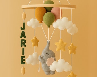 Personalized Elephant Mobile, Felt Nursery Decor with Balloons, Elephant Baby Mobile, Customized Baby Mobile, Elephant Nursery Decor