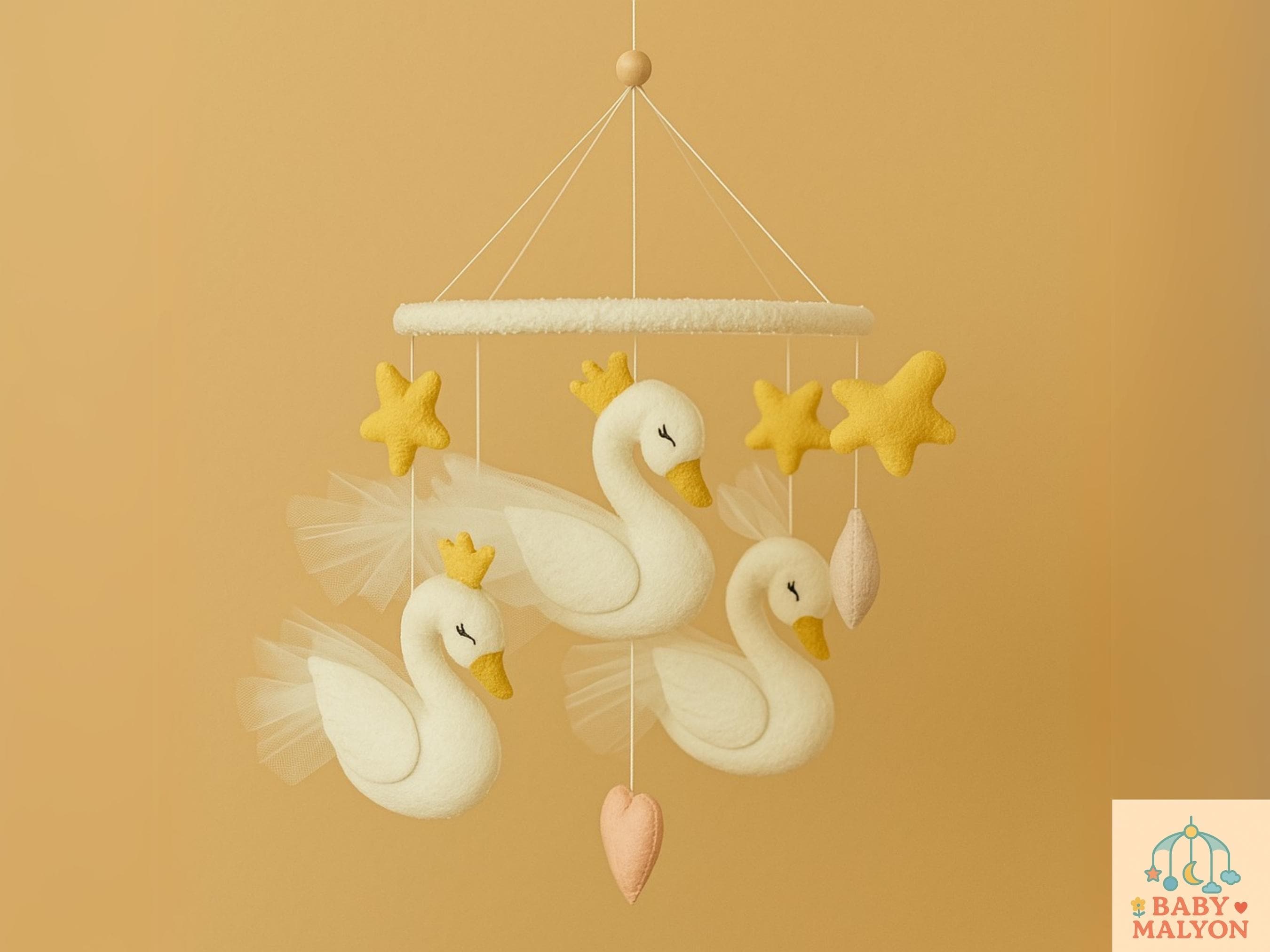 Swan Baby Mobile, Swan Baby Shower, Baby Girl Nursery, Girl Crib Mobile, Mobile Hang, Baby Room Decor, Baby Girl Gift, Felt Baby Mobile