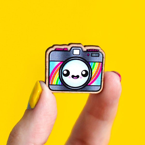 Retro Rainbow Camera Magnet Or Lapel Pin - Vintage Refrigerator Magnet Cute Film Photographer Vlogger Gifts