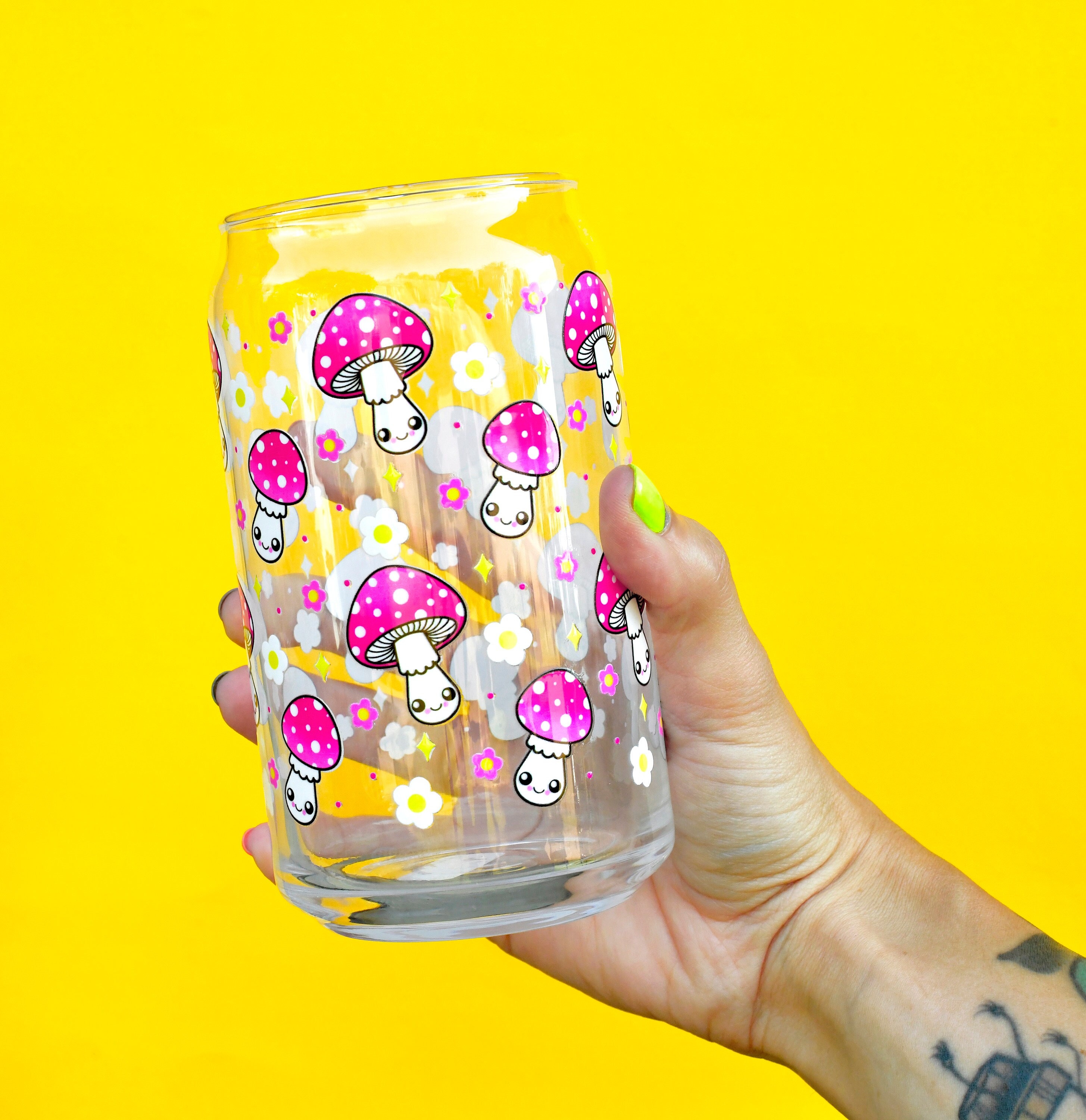 happy cute mushroom can-shaped glass / daisy woodland mushrooms