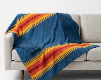 VTG Pendleton Sherpa Fleece Retro Aztec Striped King Size 94" X 112"