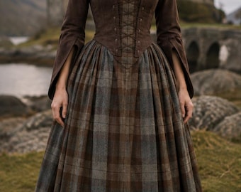 Disfraz Outlander hecho a mano para mujer: corpiño de lino color chocolate y falda escocesa.