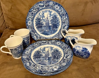 Liberty Blue Staffordshire Historical Colonial Scenes Set of 4 Plates 2 Creamers 2 Mugs Staffordshire England Paul Revere Shipping Included