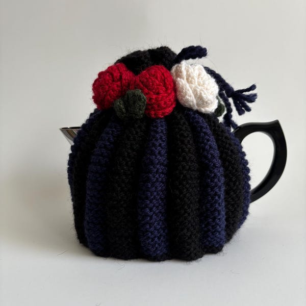 NZ Native Bird Inspired - Pukeko - Tea Cosy - Hand Knitted - Hand Crocheted - MelissaM