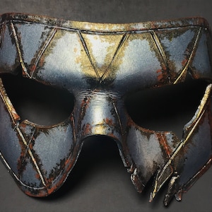 Harlequin Handmade Genuine Leather Mask in Silver Rust