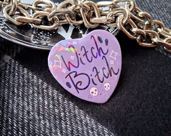 Insignias de botón de corazón con acabado holográfico de 57 mm de Witch B-tch Pastel Goth