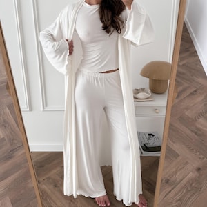 White Pajama Set for Women with Viscose Wide-Leg Pants, T-Shirt and Robe image 1
