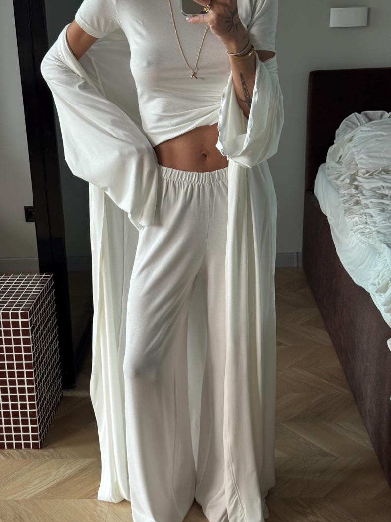 White Pajama Set for Women with Viscose Wide-Leg Pants, T-Shirt and Robe image 10