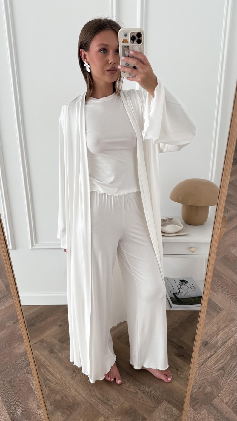 White Pajama Set for Women with Viscose Wide-Leg Pants, T-Shirt and Robe image 3