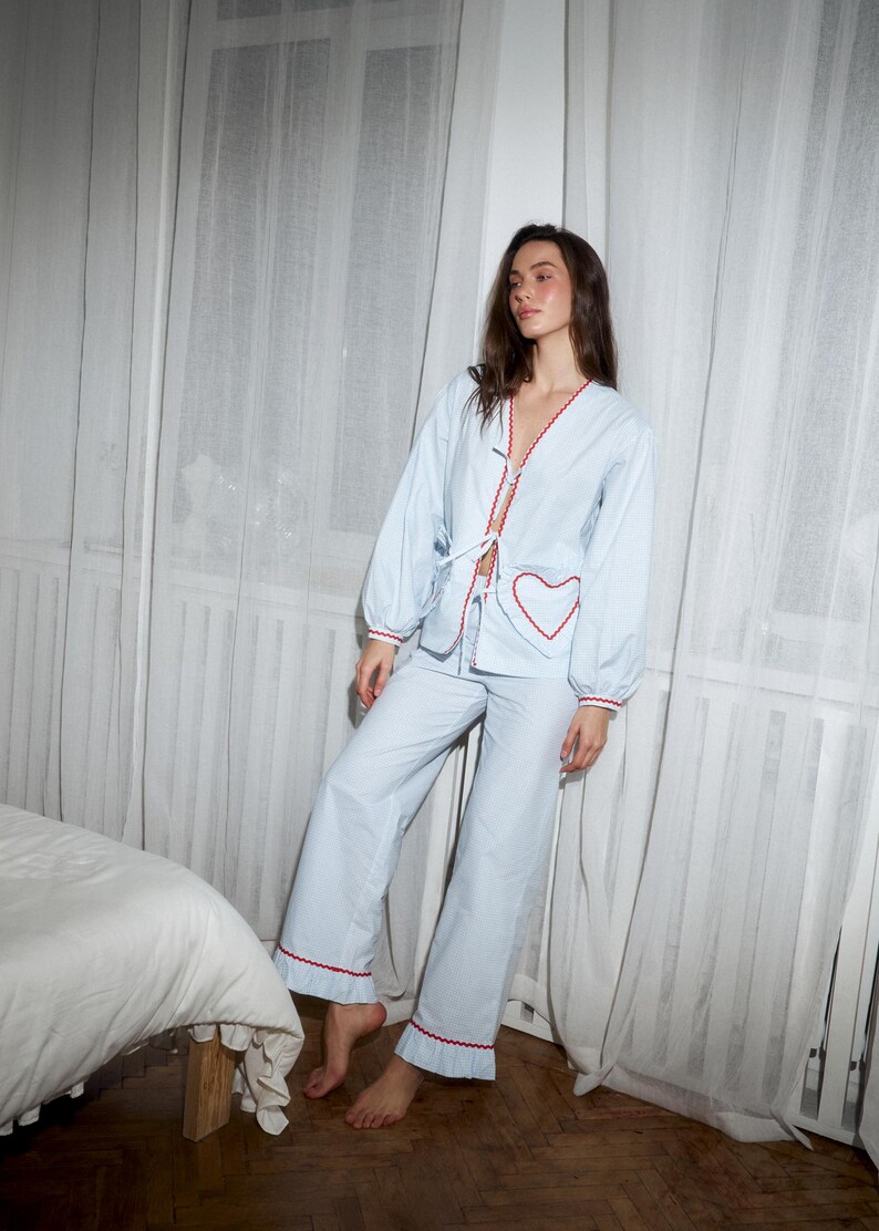 Conjunto de pijama de algodón azul: camisa con pantalón corto o pantalón. imagen 5