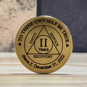 USR-4 To Thine Own Self Be True - Personalized AA Sobriety Coin – AA Recovery Chip | Laser Engraved in Ohio | Alcoholics Anonymous Coin