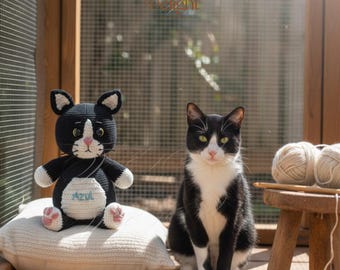 Tuxedo Cat Crochet Amigurumi Plüsch: Benutzerdefinierte Handmade Spielzeug Katzenliebhaber, 10, personalisiertes Geschenk