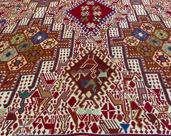 Tabrizi Animal and Gomertic Art Rug