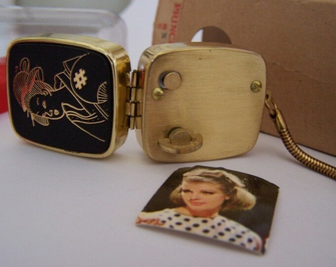 Vintage Sankyo Music Box Locket Keychain With Mirror Etsy