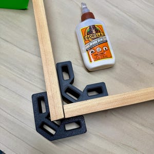 90-Degree Corner Clamps – Set of 2 Wood Clamps for Frames, Boxes, Cabinets | Right Angle Clamp Jig | Woodworking Tool | 3 Sizes