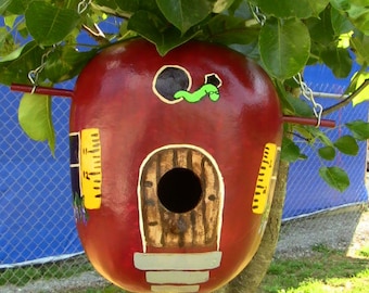 Apple Schoohouse l Birdhouse Gourd