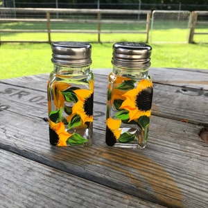 Sunshine Sunflower Salt & Pepper Shakers