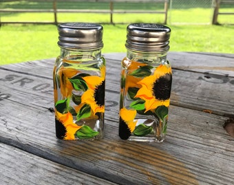 Sunshine Sunflower Salt & Pepper Shakers