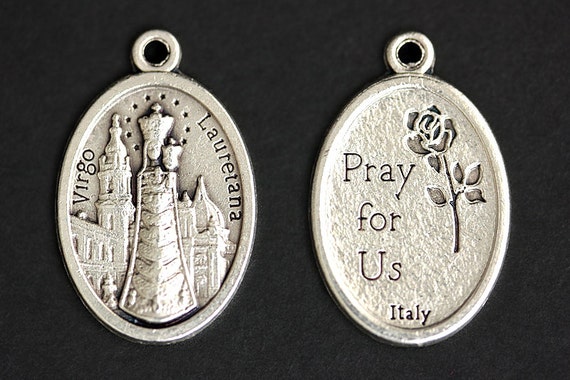 Médaille Vierge Marie Au Voile En Argent Massif - Ovale - 17 Mm | La Boutique Des Chrétiens