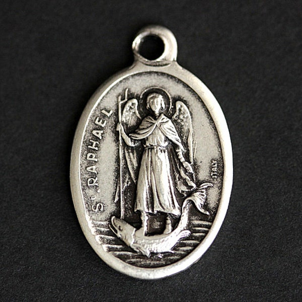 Médaille Saint Raphaël. Pendentif catholique. Charme Archange Raphaël. Pendentif Saint Raphaël. 25 mm x 16 mm (Qté 1)