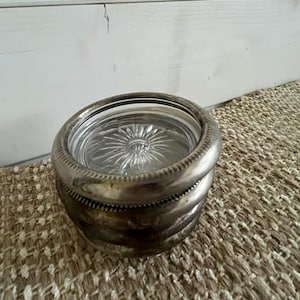 Mid-Century Starburst Glass and Silver-Plated Coasters Set of 4 ~ Vintage Italian Leonard Silverplate Drinkware ~ Hollywood Regency Barware