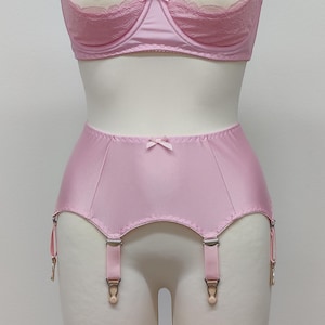 Roze GRETA Classic jarretelgordel met 4-10 bandjes, maat XS-4XL