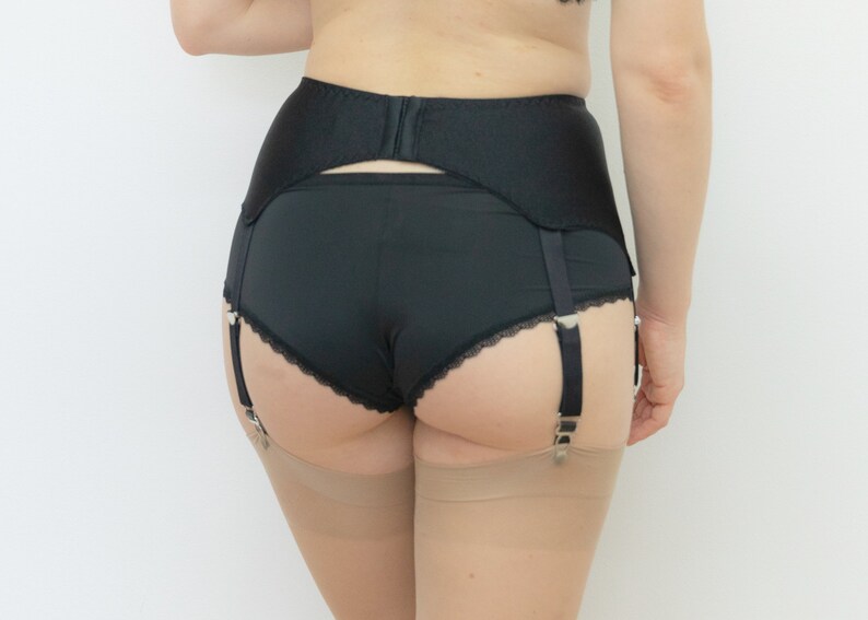 Black GRETA Classic 4-10 Strap Retro Garter Belt Size XS-4XL image 4