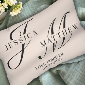Cuscino personalizzato per anniversario: regalo per gli sposi, nomi e data personalizzati