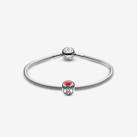 PANDORA キースヘリング ブレスレット パンドラから、初のアート
