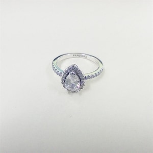pandora sparkling pear halo silver ring