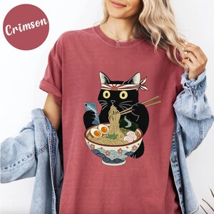 Funny Black Cat Ramen Comfort Colors® shirt, Cat Eating Ramen Graphic Tee, Cute Cat Food Tee, Ramen Lover Gift, Anime Cat Shirt bild 8
