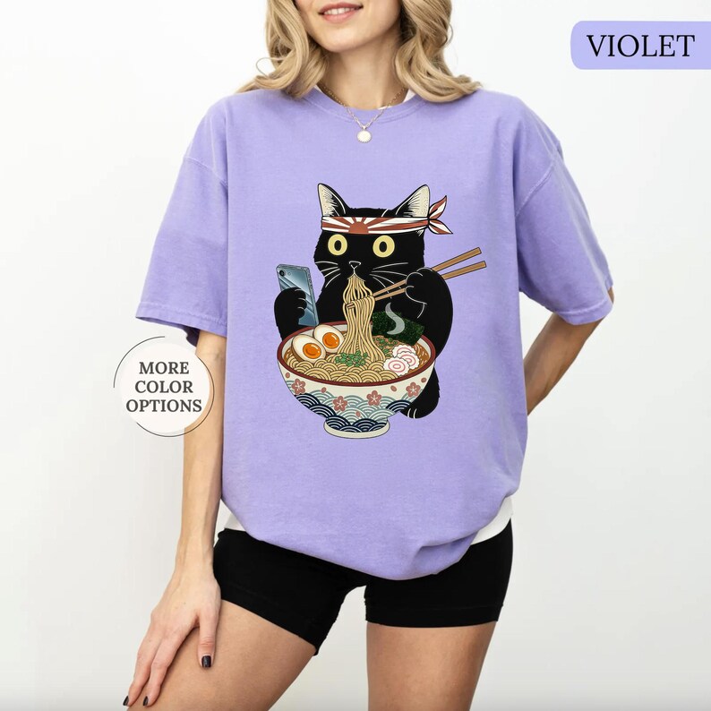 Funny Black Cat Ramen Comfort Colors® shirt, Cat Eating Ramen Graphic Tee, Cute Cat Food Tee, Ramen Lover Gift, Anime Cat Shirt bild 6