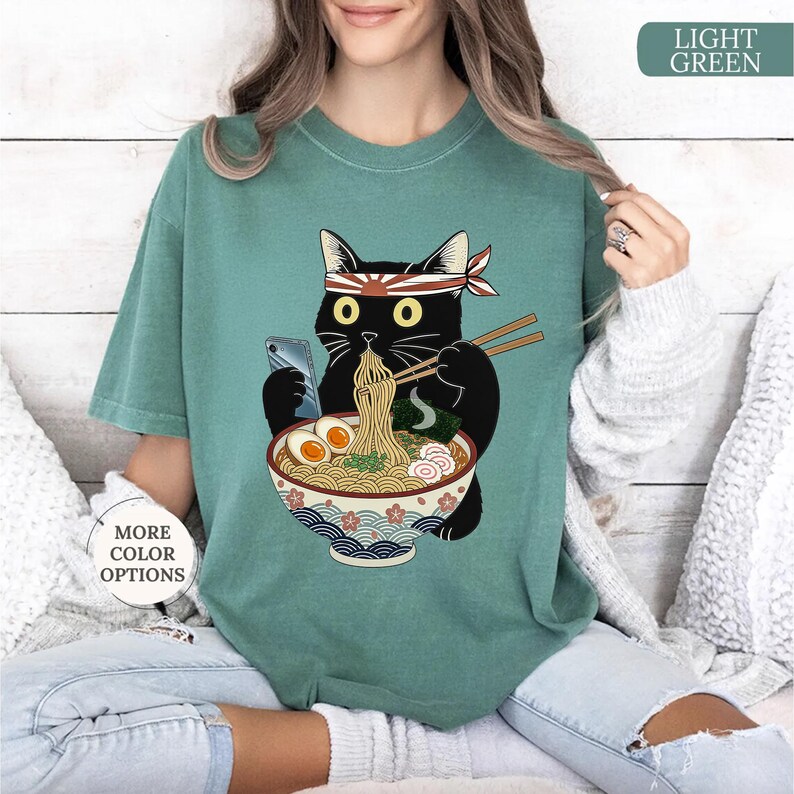 Funny Black Cat Ramen Comfort Colors® shirt, Cat Eating Ramen Graphic Tee, Cute Cat Food Tee, Ramen Lover Gift, Anime Cat Shirt bild 12