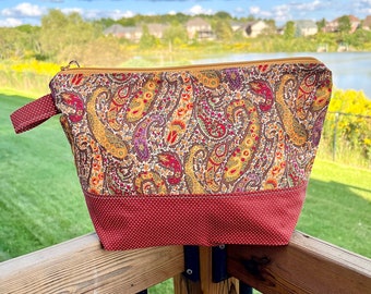 Paisley knitting bag, medium zippered pouch, crochet bag in autumn colors, hat project bag, mug rug gift for knitter, gift for her