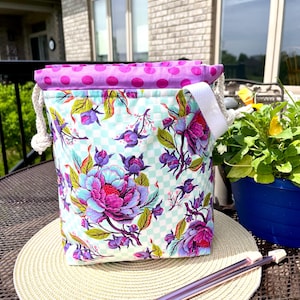 Sac à projet floral : rangement du fil au crochet - bordure à pois scarabée, cadeau pour tricoteuse, sac à cordon